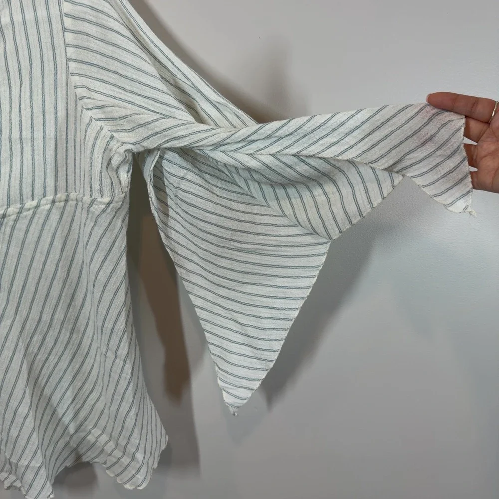 Xhilaration Striped Blouse Small V-Neck Flutter Sleeve Fairycore Boho Top